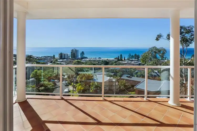 Fourth view of Homely house listing, 10 Graylind Close, Collaroy NSW 2097