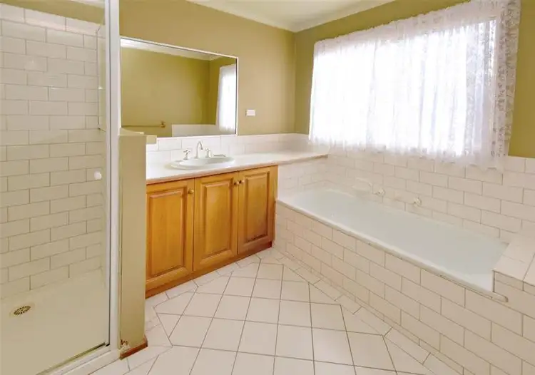 Sixth view of Homely unit listing, 1/48 Heytesbury Drive, Leopold VIC 3224