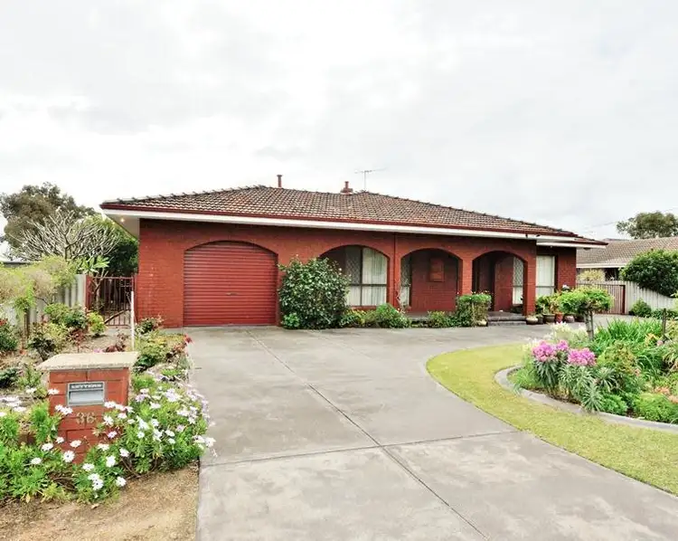 36 Norwood  Road, Maida Vale WA 6057