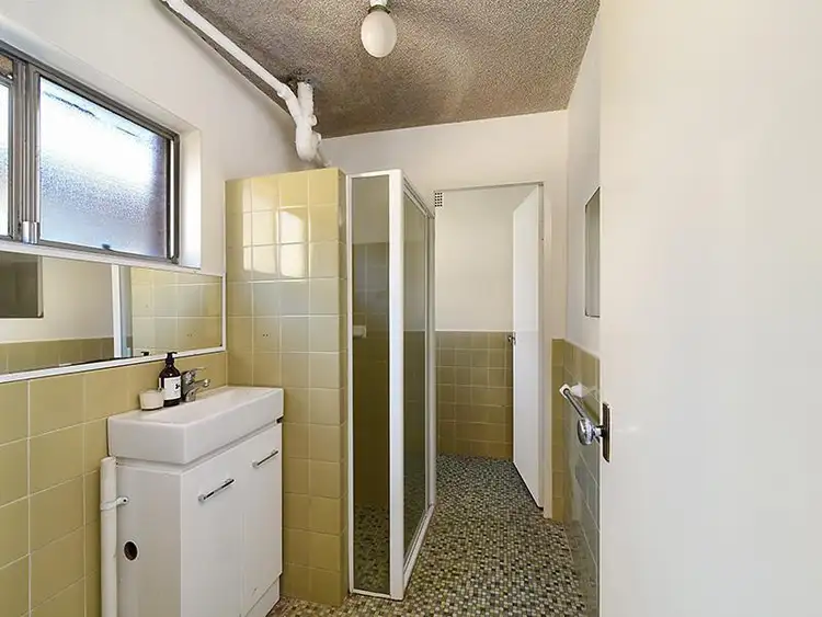 Fifth view of Homely unit listing, 3 & 13/131 Brooks Street, Bar Beach NSW 2300