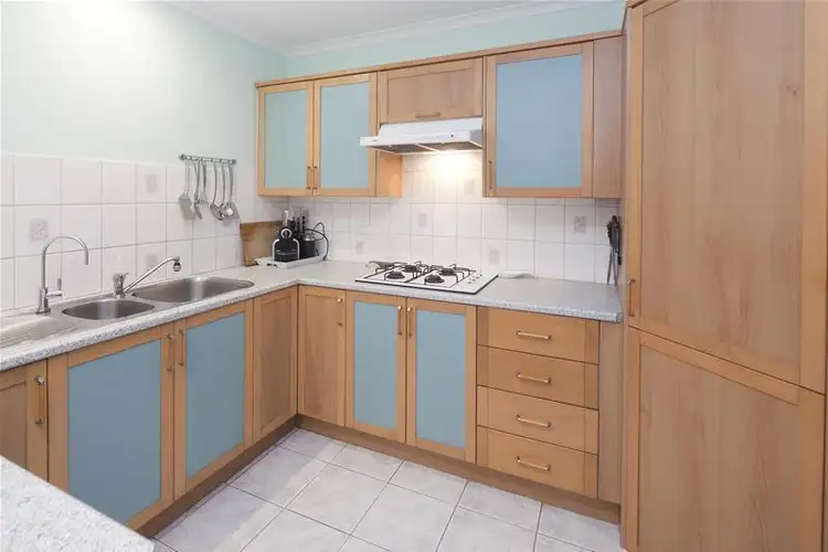 Seventh view of Homely house listing, 18 Quirk Court, Endeavour Hills VIC 3802