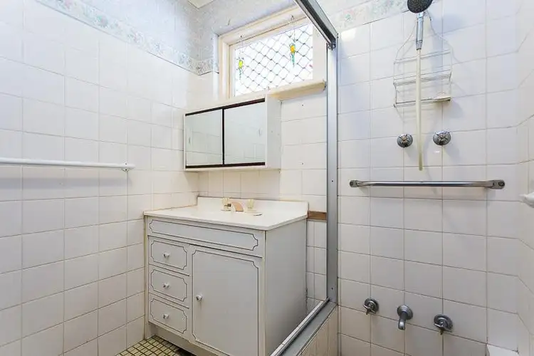 Sixth view of Homely house listing, 46 Waratah Drive, Camillo WA 6111