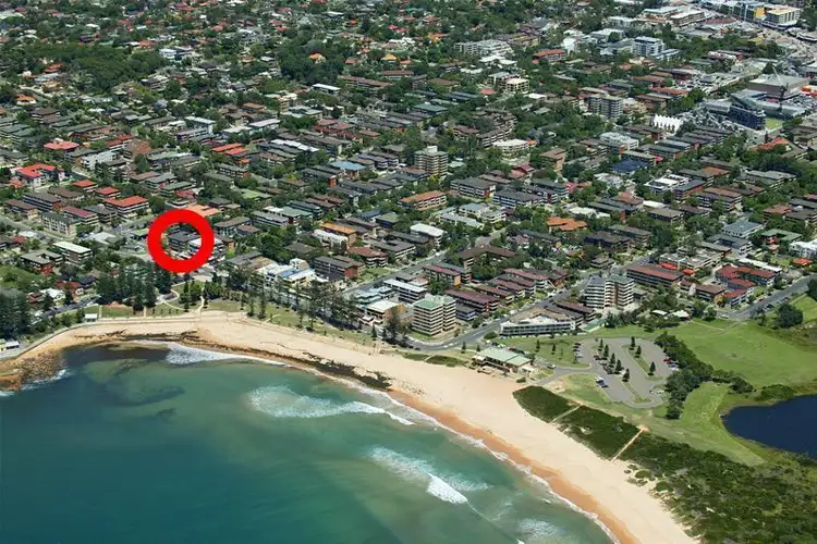 Second view of Homely unit listing, 5/2 The Strand, Dee Why NSW 2099