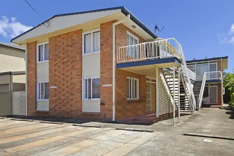 Sixth view of Homely unit listing, 2/11 Lord Street, Coolangatta QLD 4225
