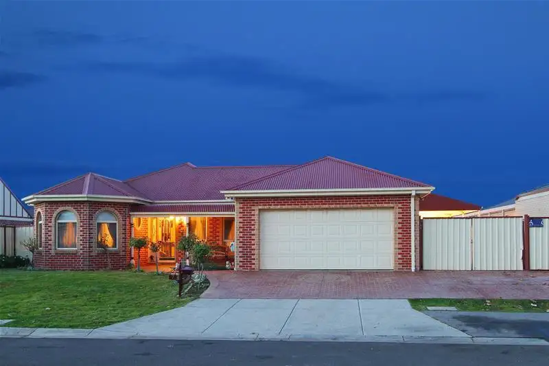 Main view of Homely house listing, 7 The Peak, Hillside VIC 3037