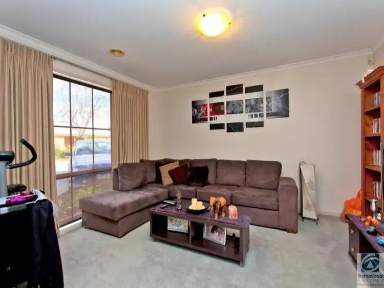 Seventh view of Homely house listing, 8 Hook Court, Wodonga VIC 3690