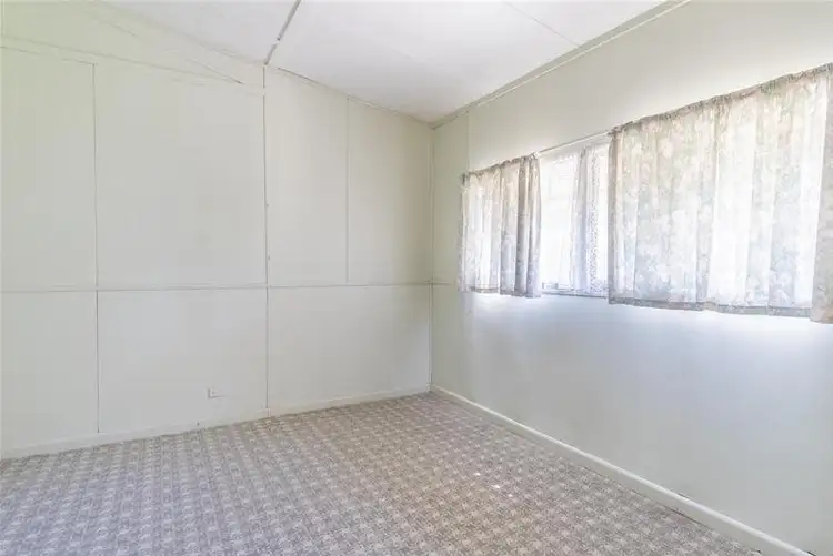 Fifth view of Homely house listing, 122 Magnolia Avenue, Mildura VIC 3500