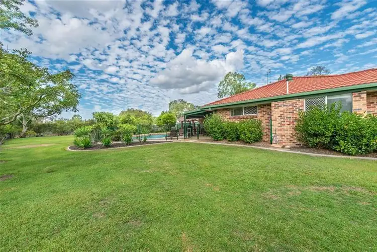 15 Timberlea Court, Helensvale QLD 4212
