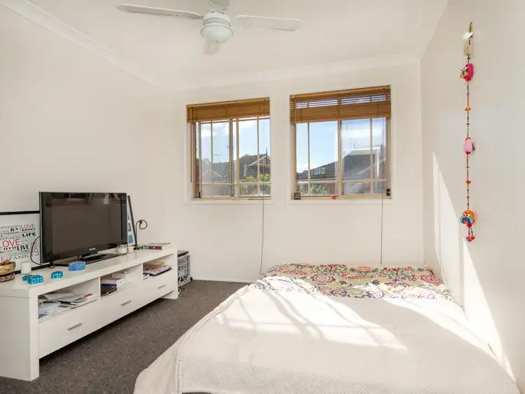 Fifth view of Homely townhouse listing, 2/17 Hollingsford Crescent, Carrington NSW 2294