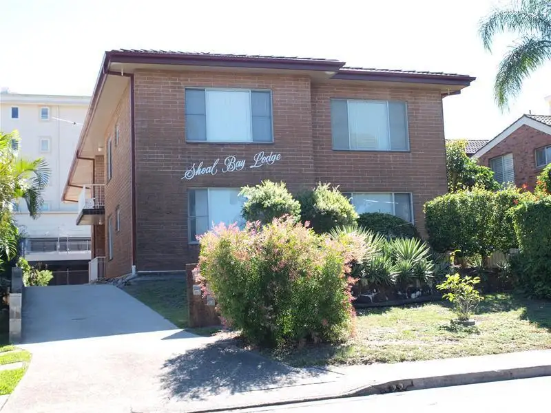 Main view of Homely unit listing, 2/8 Messines Street, Shoal Bay NSW 2315
