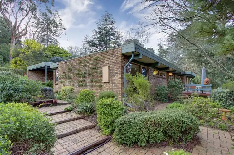 3 Peake Avenue, Stirling SA 5152