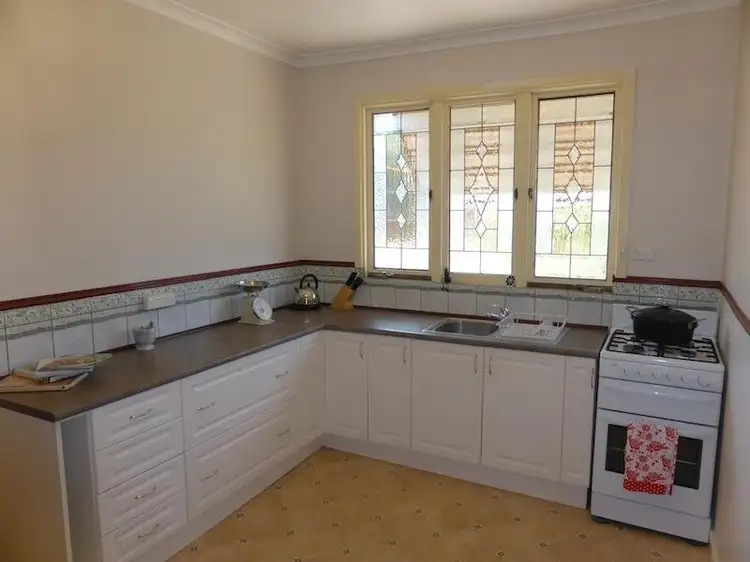 84 Suburban Road, Northam WA 6401