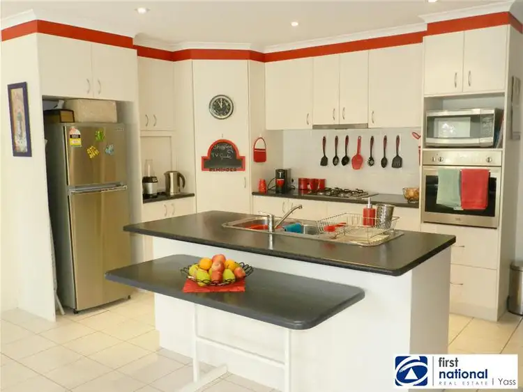 Seventh view of Homely house listing, 4 Haddon Court, Yass NSW 2582