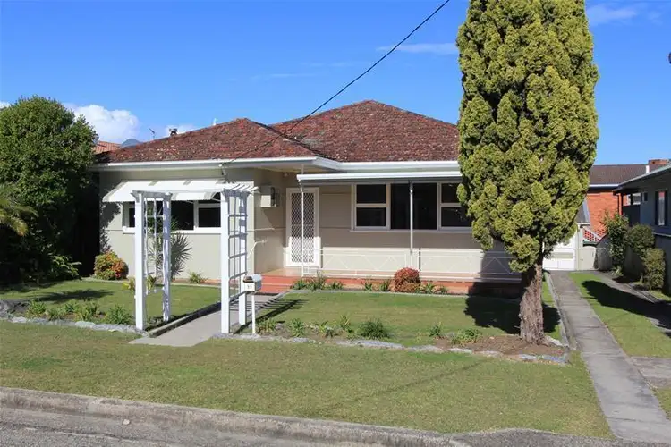 11 Rowley Street, North Haven NSW 2443