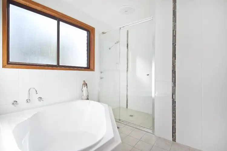 Seventh view of Homely house listing, 10 Pasadena Avenue, Bateau Bay NSW 2261