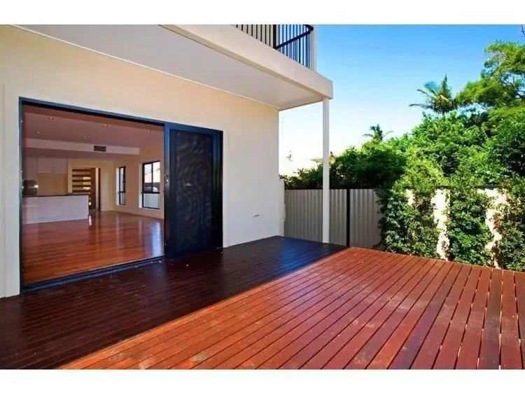 Sixth view of Homely house listing, 1/21 Donald Avenue, Paradise Point QLD 4216