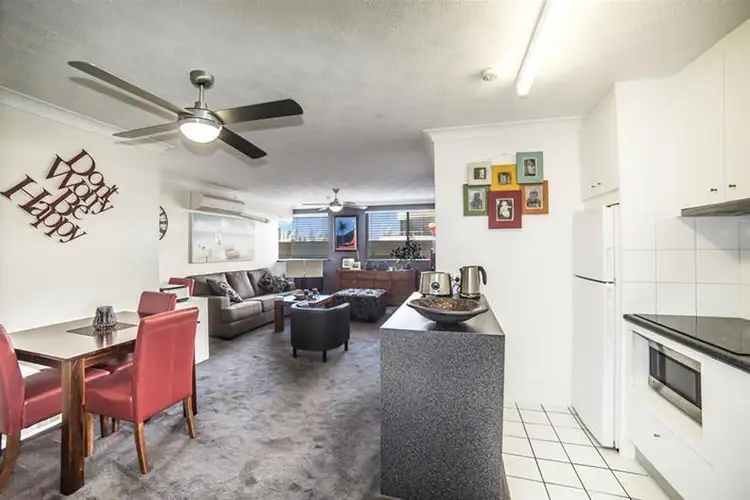 21/30 Marine Parade, Southport QLD 4215