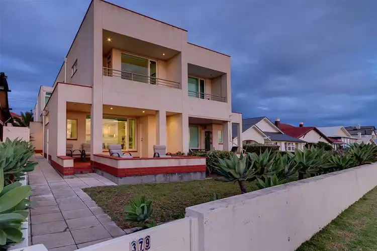 379B Esplanade, Henley Beach SA 5022