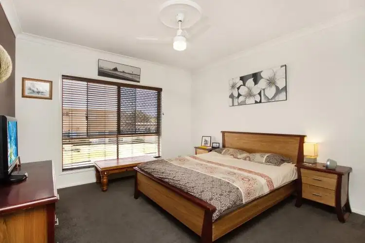 Fifth view of Homely semi-detached listing, 24 Thirteenth Avenue, Palm Beach QLD 4221