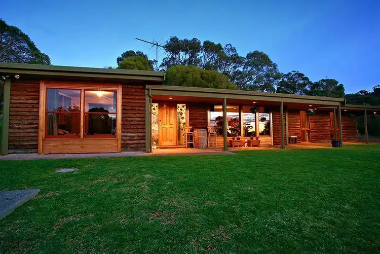 68 St Johns Terrace, Willunga SA 5172
