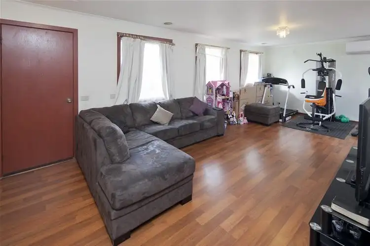 Third view of Homely house listing, 6 Axedale Crescent, Endeavour Hills VIC 3802