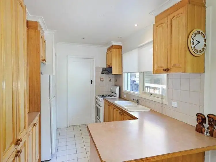 Fifth view of Homely unit listing, 2/132 Wantirna Road, Ringwood VIC 3134