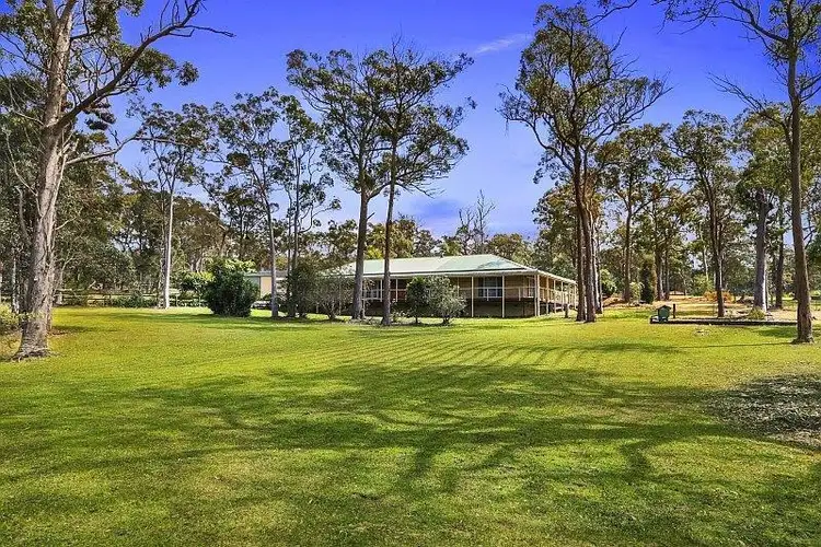 5 Crestwood Road, Jilliby NSW 2259