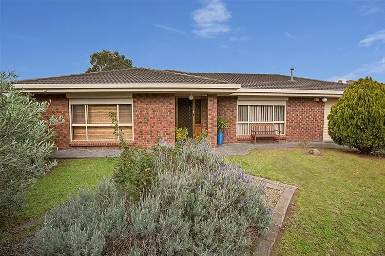 27 Banks Road, Woodcroft SA 5162