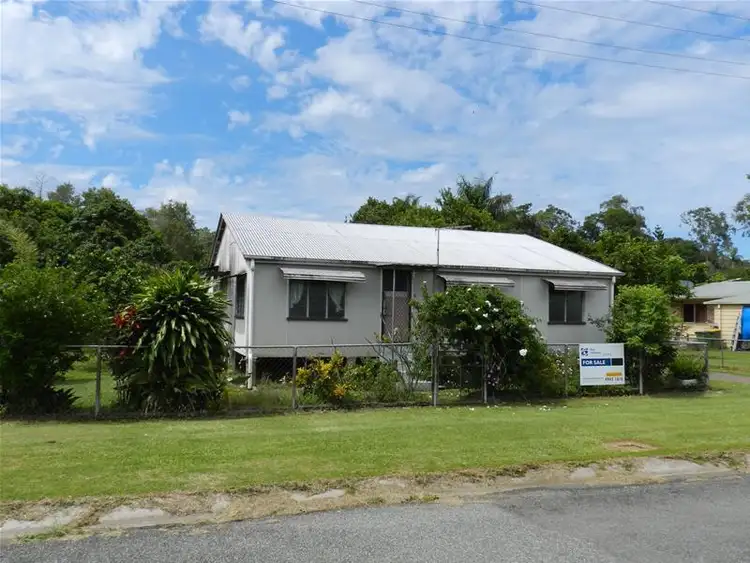 8 Webbs Road, Sarina QLD 4737