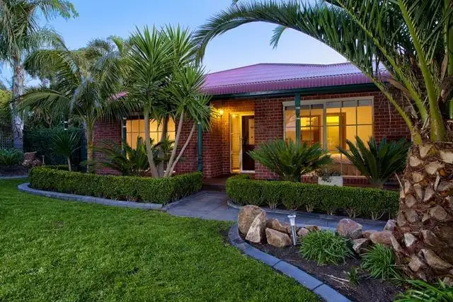 11 Blackwattle Place, Somerville VIC 3912