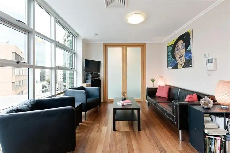 12a02/93 Pacific Highway