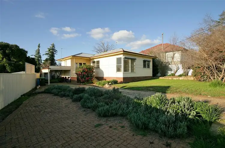 Main view of Homely house listing, 33 Hodson Avenue, Wagga Wagga NSW 2650