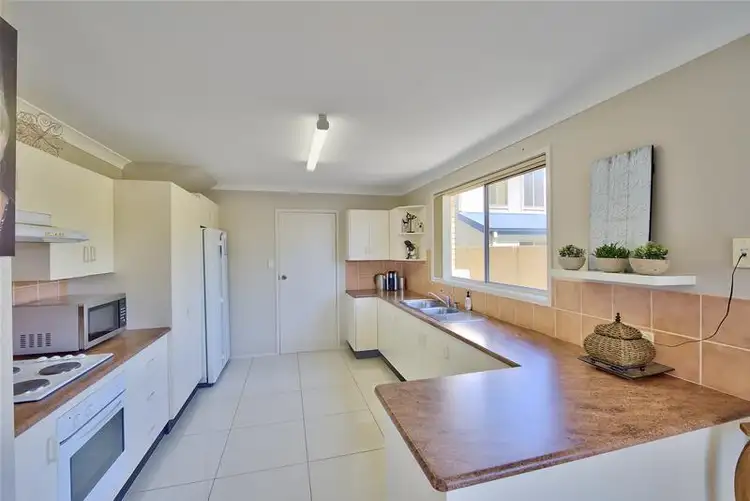 Third view of Homely townhouse listing, 4/42 Oaks Avenue, Long Jetty NSW 2261