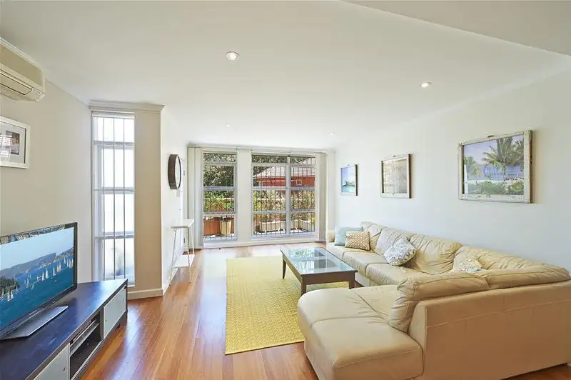 Main view of Homely apartment listing, 5/2 Bennett Avenue, Darling Point NSW 2027