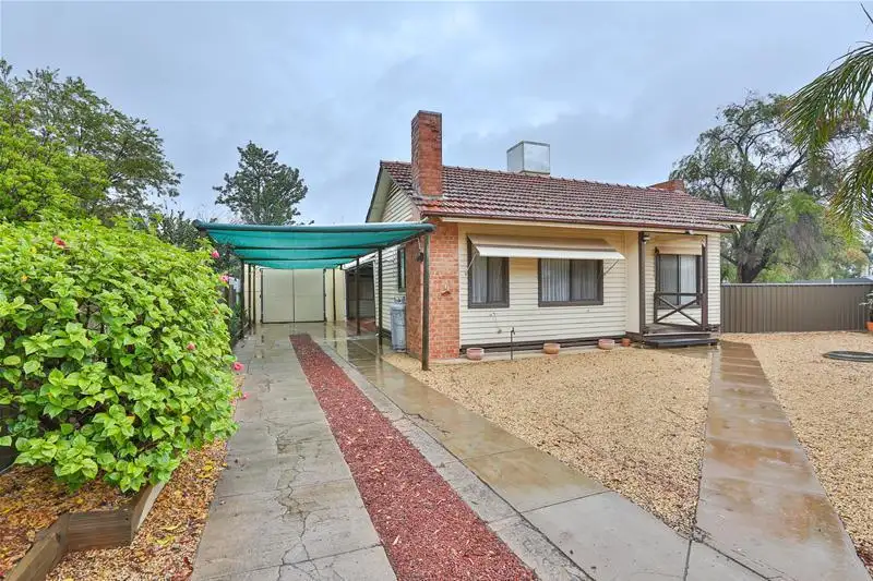 Main view of Homely house listing, 7 Westcliff Crescent, Red Cliffs VIC 3496