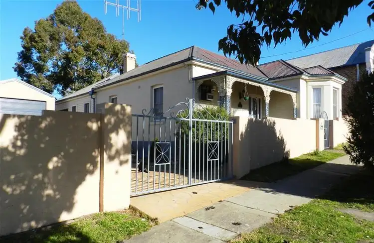 92 Rossi Street, Yass NSW 2582