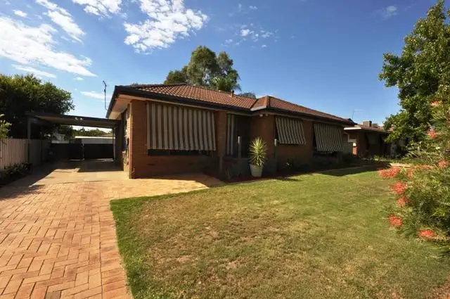 22 Dunn Avenue, Forest Hill NSW 2651