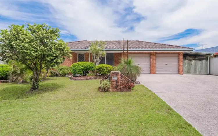 32 Wattle Drive, Yamba NSW 2464