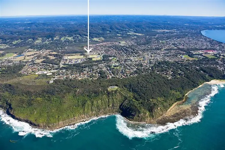 Seventh view of Homely townhouse listing, 4/19-25 Aurora Place, Bateau Bay NSW 2261