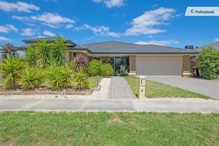 16 Dianella Court, Brookfield VIC 3338