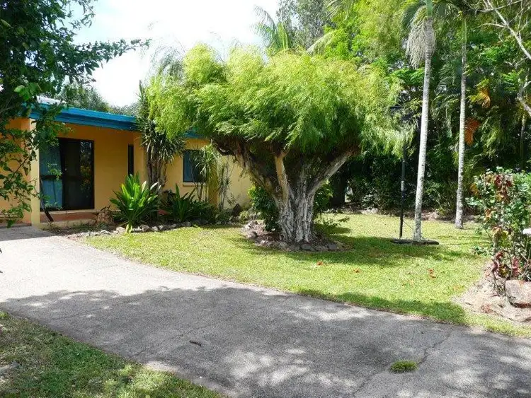 9 Hood Street, Trinity Park QLD 4879