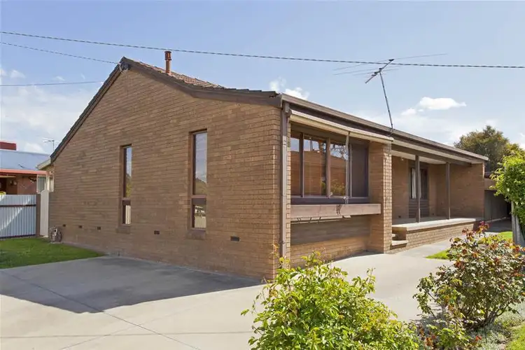 19 Nicole Crescent, Wodonga VIC 3690