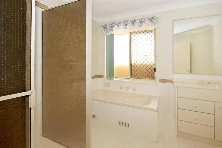 Seventh view of Homely house listing, 4 Cheryl Street, Mannering Park NSW 2259