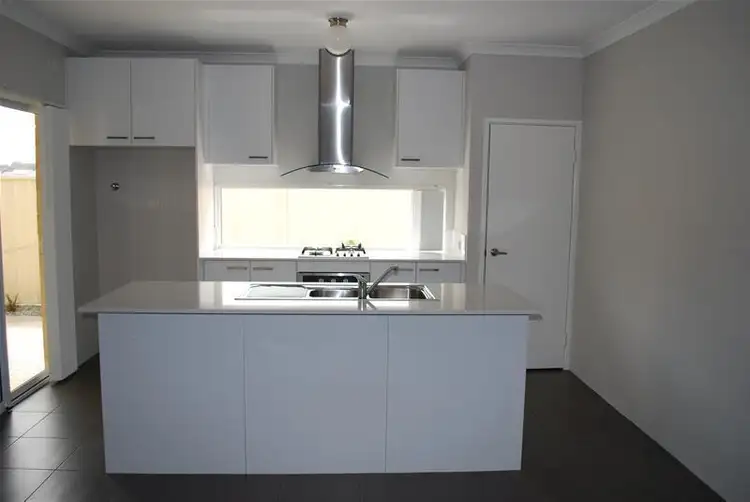7 Peaceful Bay Promenade, Secret Harbour WA 6173