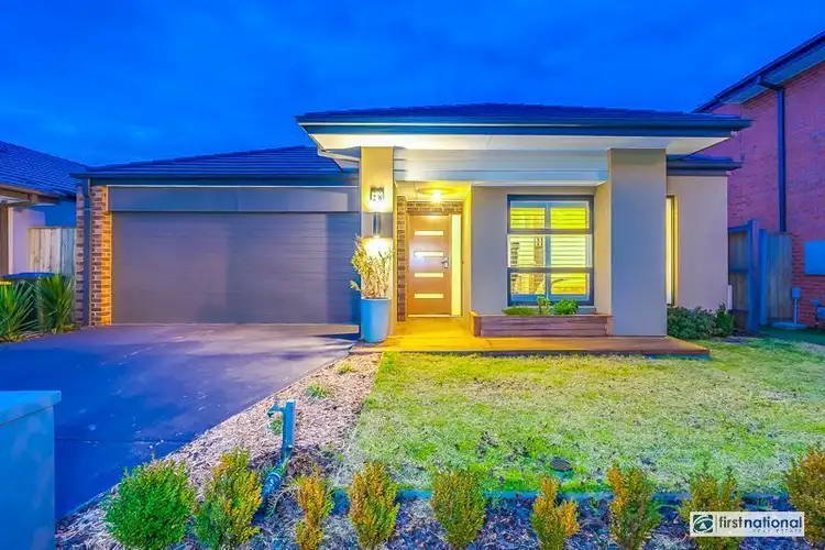 28 Maldive Grove, Point Cook VIC 3030