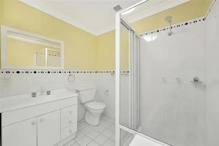 Sixth view of Homely unit listing, 7/181-185 Sandal Crescent, Carramar NSW 2163