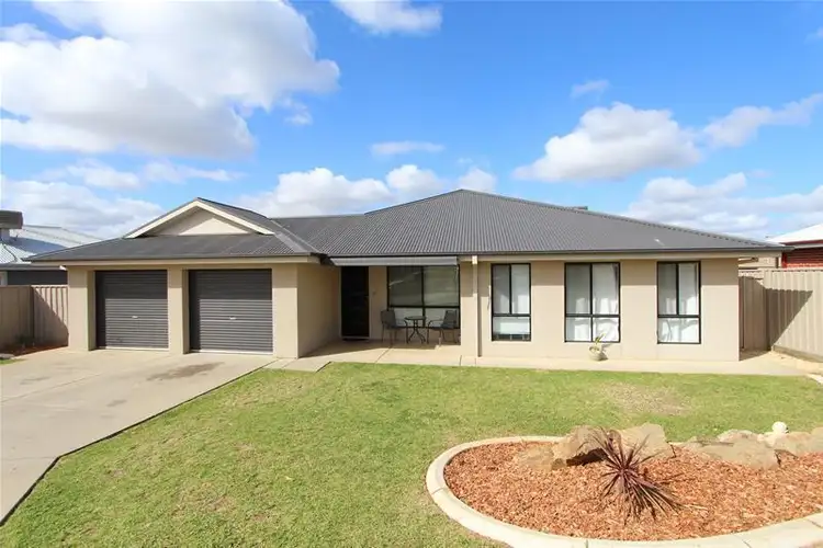 Main view of Homely house listing, 122 Mima Street, Glenfield Park NSW 2650