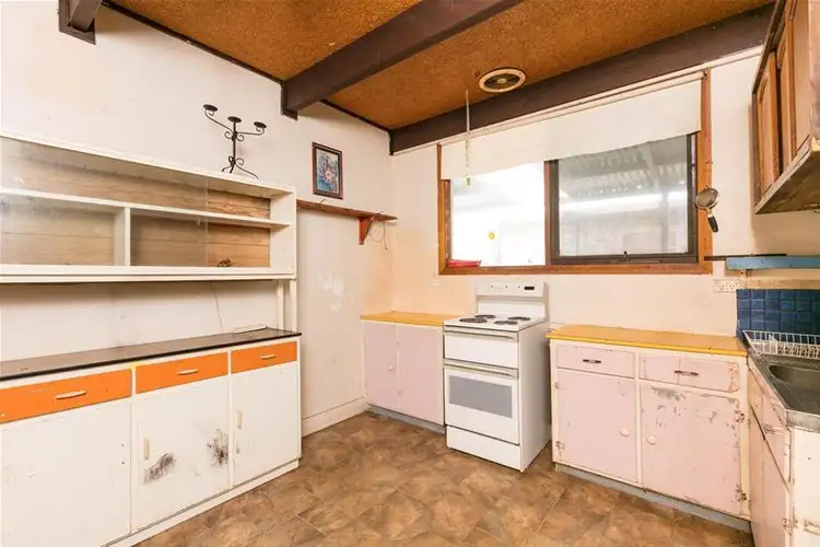 Fourth view of Homely house listing, 150 Almond Avenue, Mildura VIC 3500