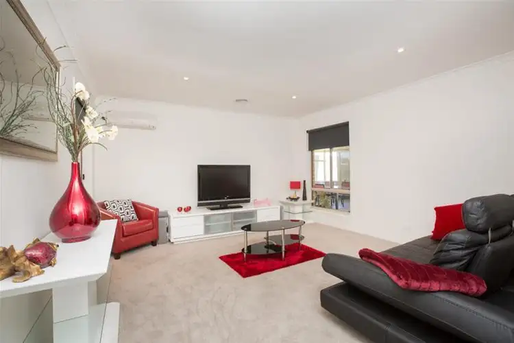 Second view of Homely house listing, 2 Kittyhawk Court, Mildura VIC 3500