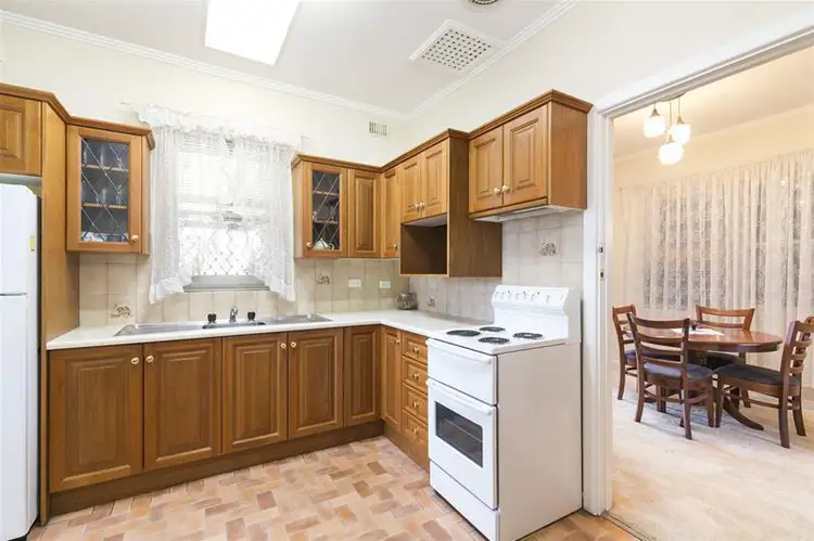 Fifth view of Homely house listing, 33 Addison Road, Hove SA 5048